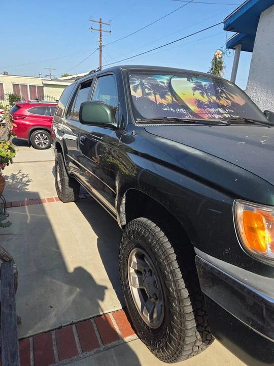 2001 Toyota 4Runner - Image 5 of 9