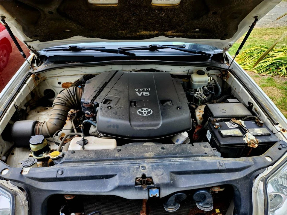 2005 Toyota 4Runner 4th Gen - Image 13 of 14