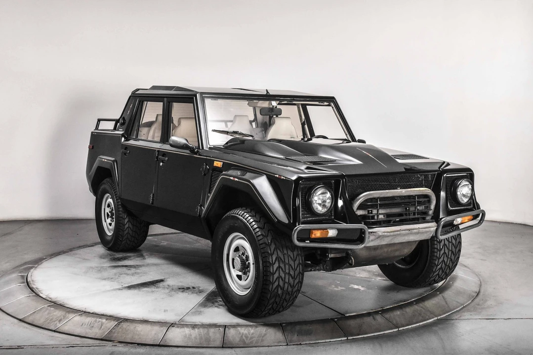 1989 Lamborghini LM002 - Image 8 of 31