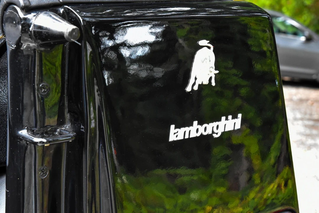 1989 Lamborghini LM002 - Image 21 of 31