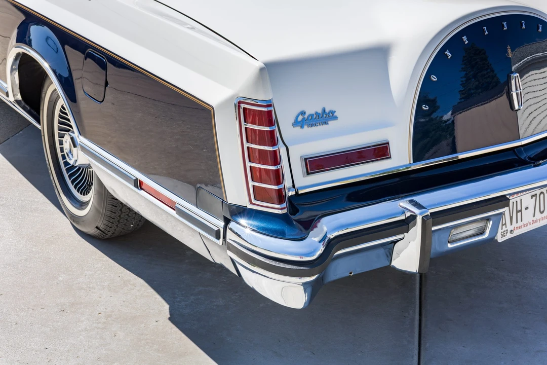 1979 Lincoln Continental Mark V - Image 27 of 31
