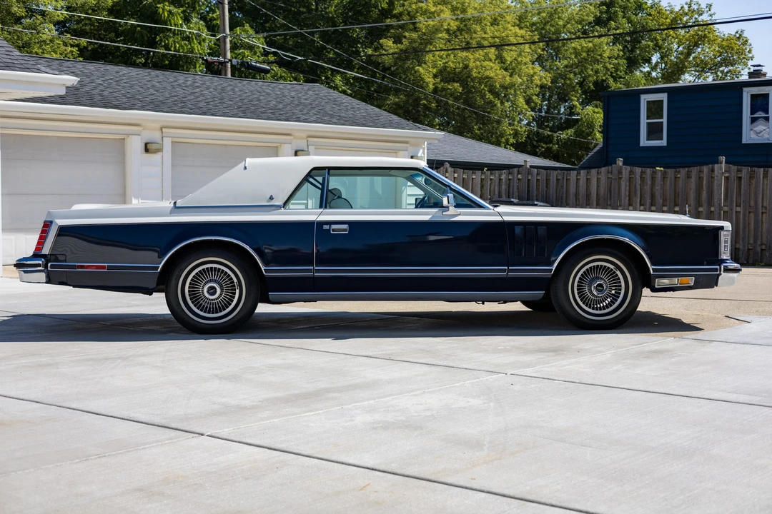 1979 Lincoln Continental Mark V - Image 5 of 31