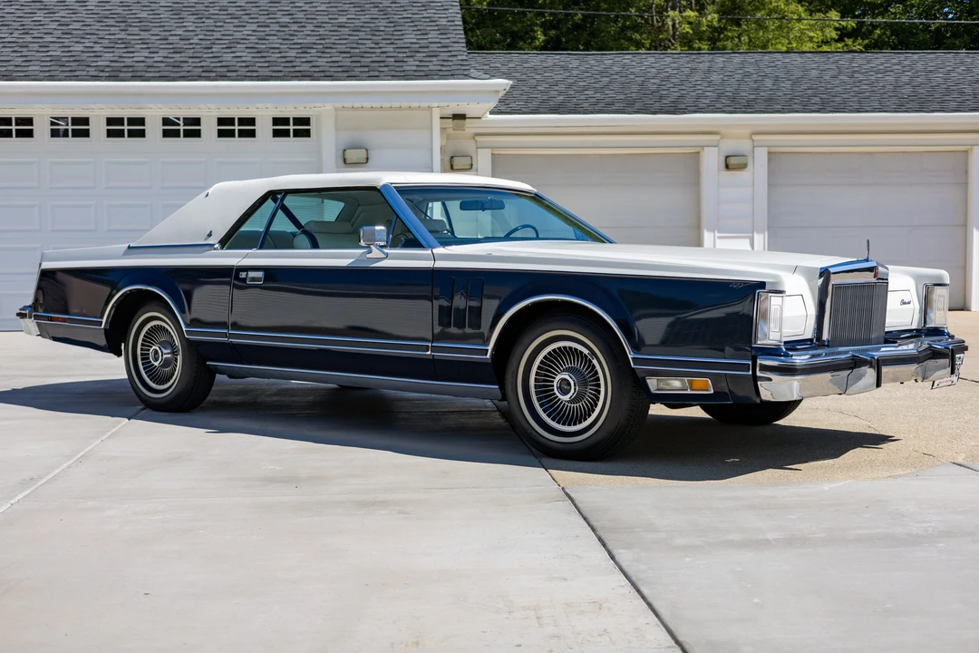 1979 Lincoln Continental Mark V - Image 4 of 31