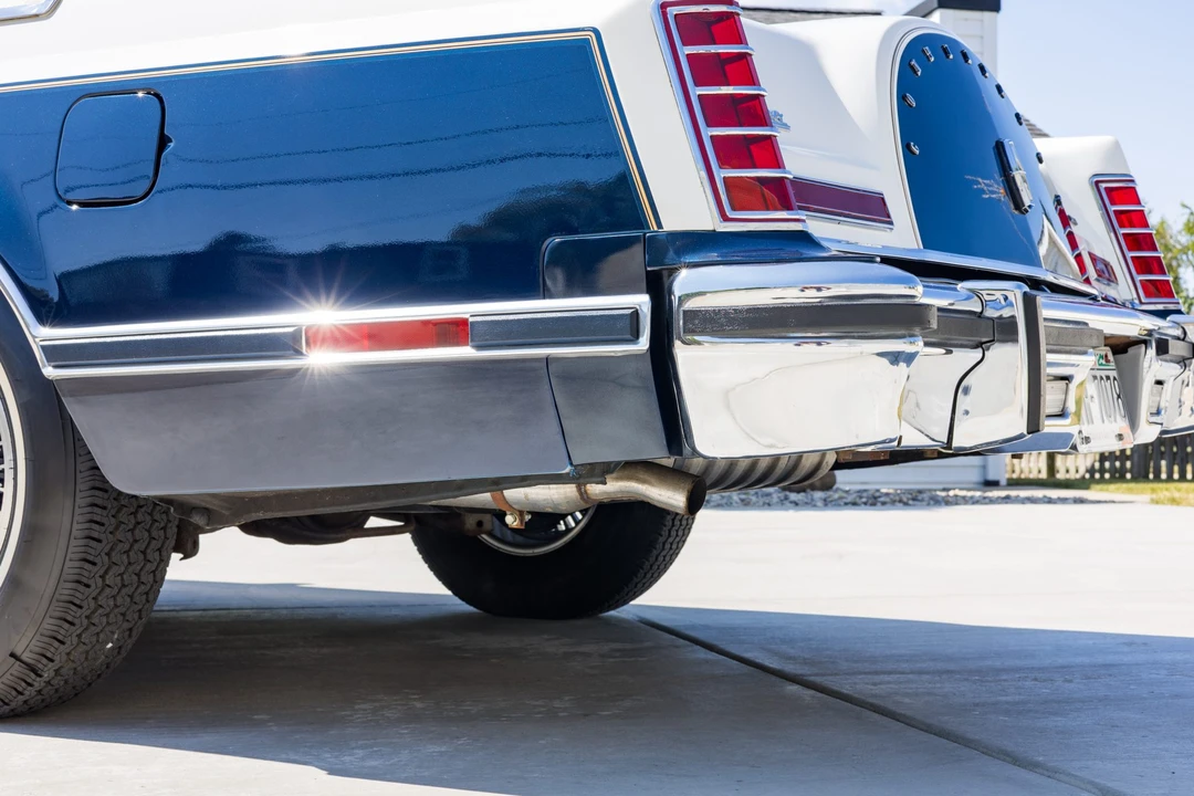 1979 Lincoln Continental Mark V - Image 30 of 31