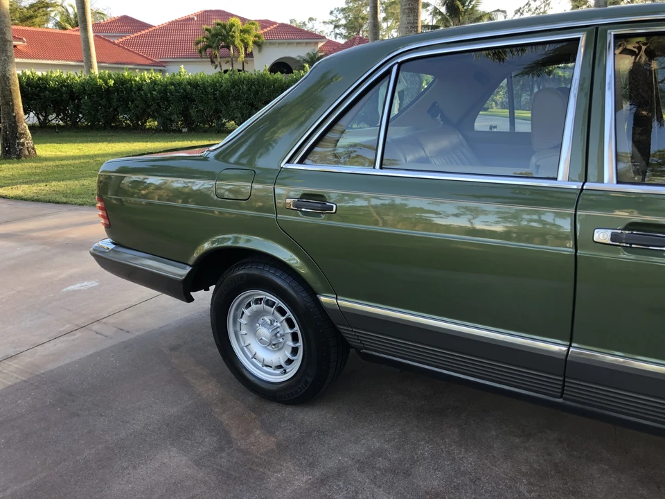 1982 Mercedes-Benz W126 S-Class Sedan - Image 16 of 31
