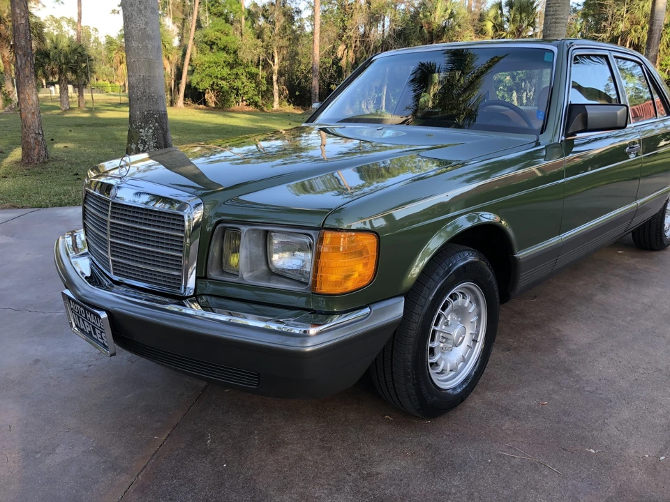 1982 Mercedes-Benz W126 S-Class Sedan - Image 10 of 31