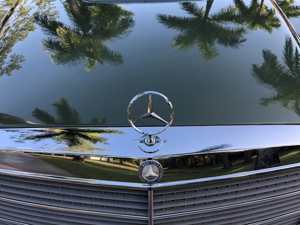1982 Mercedes-Benz W126 S-Class Sedan - Image 12 of 31