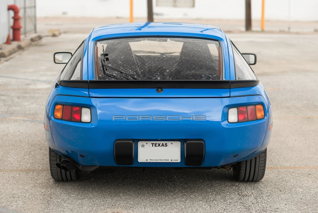 1982 Porsche 928 - Image 13 of 31