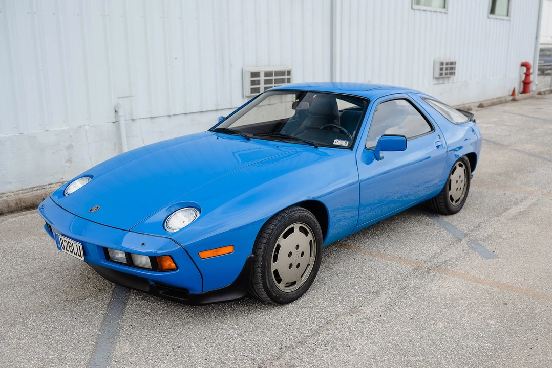 1982 Porsche 928 - Image 3 of 31