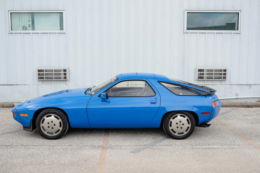 1982 Porsche 928 - Image 6 of 31