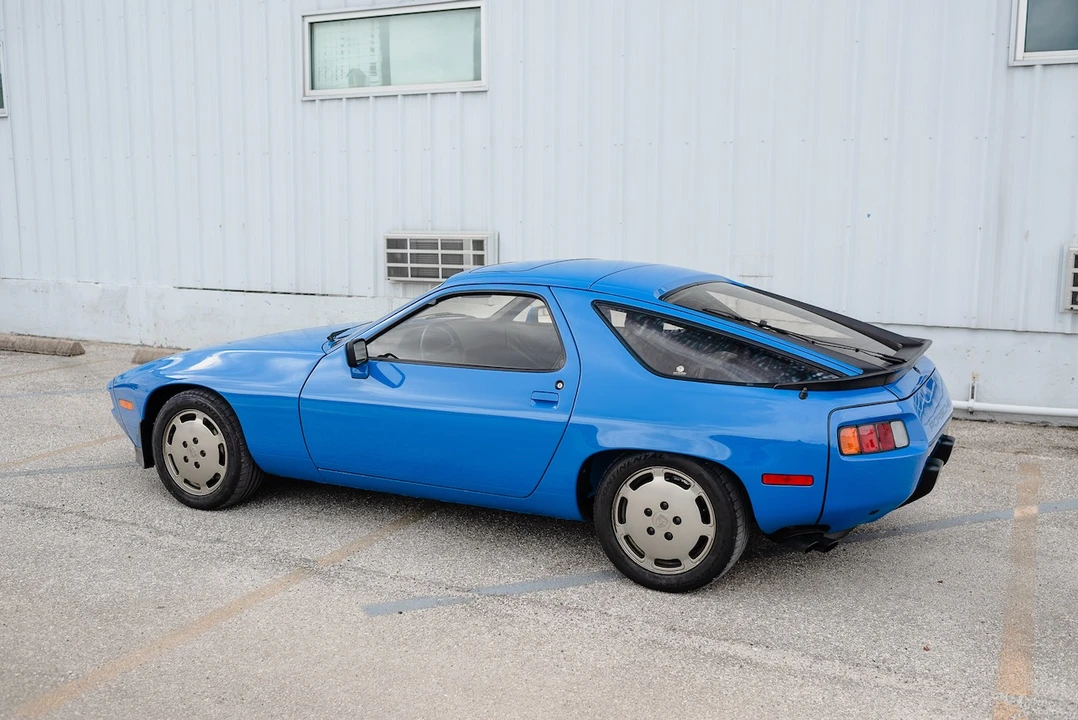 1982 Porsche 928 - Image 7 of 31