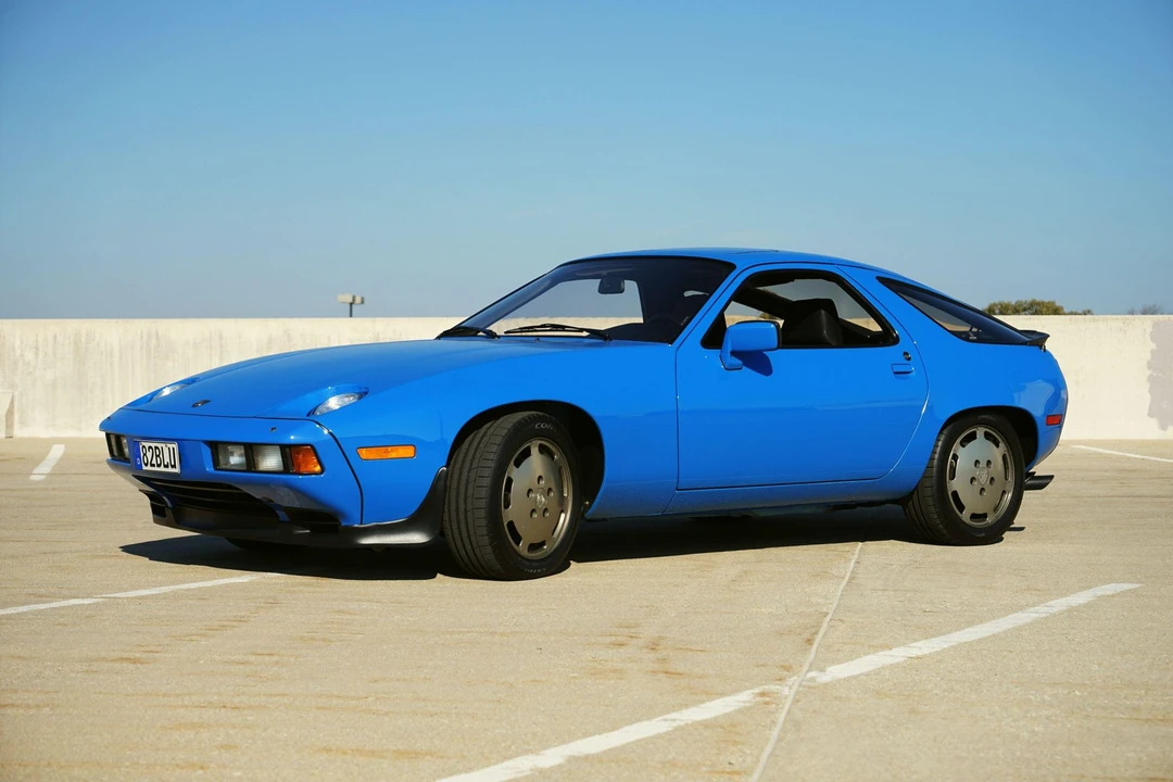 1982 Porsche 928 - Image 10 of 31