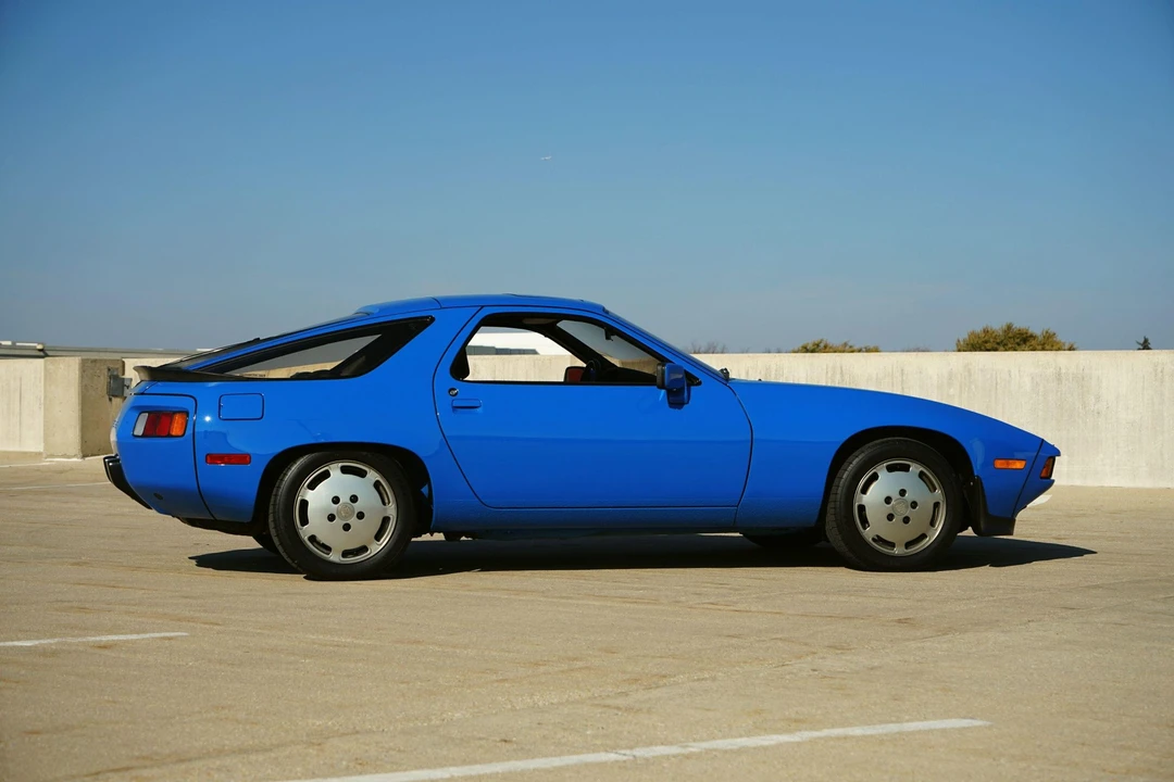 1982 Porsche 928 - Image 18 of 31