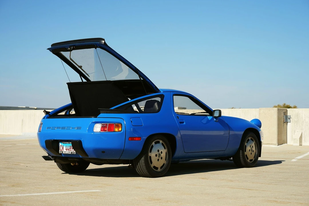 1982 Porsche 928 - Image 29 of 31