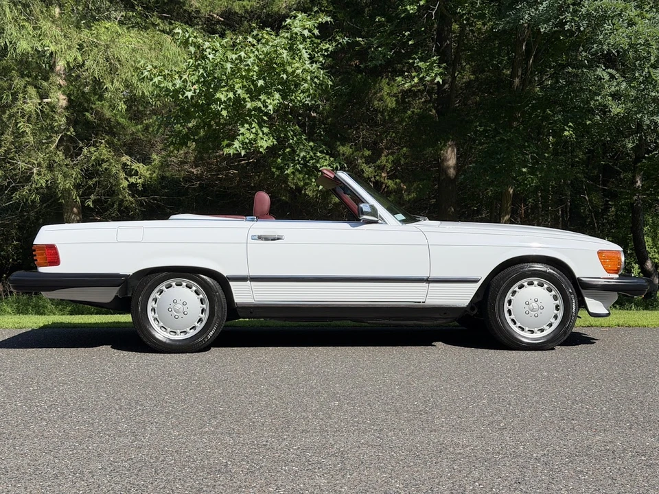 1989 Mercedes-Benz R107 SL-Class - Image 16 of 31