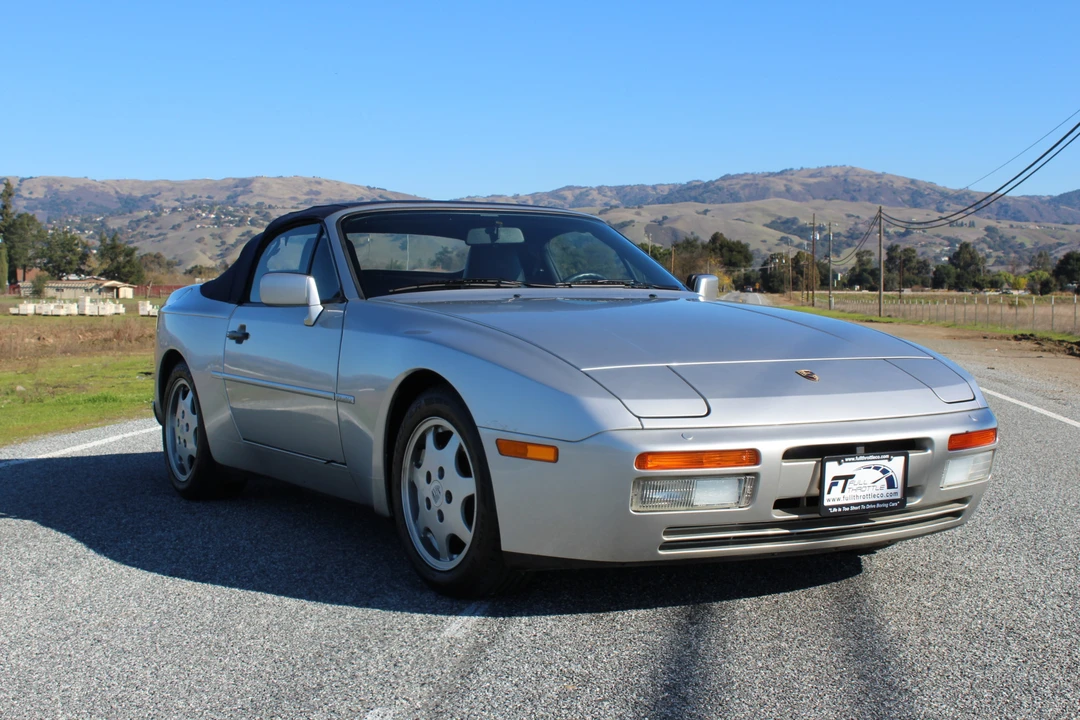 1990 Porsche 944 S2 - Image 2 of 31