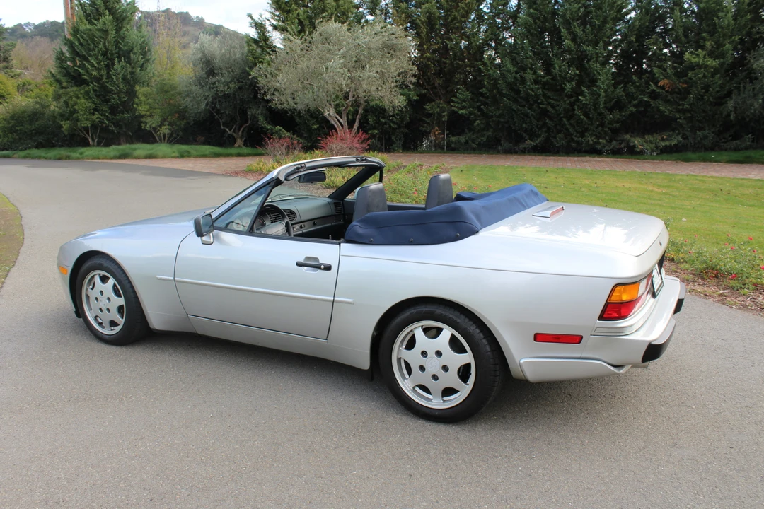 1990 Porsche 944 S2 - Image 13 of 31