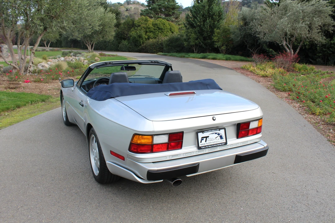 1990 Porsche 944 S2 - Image 14 of 31
