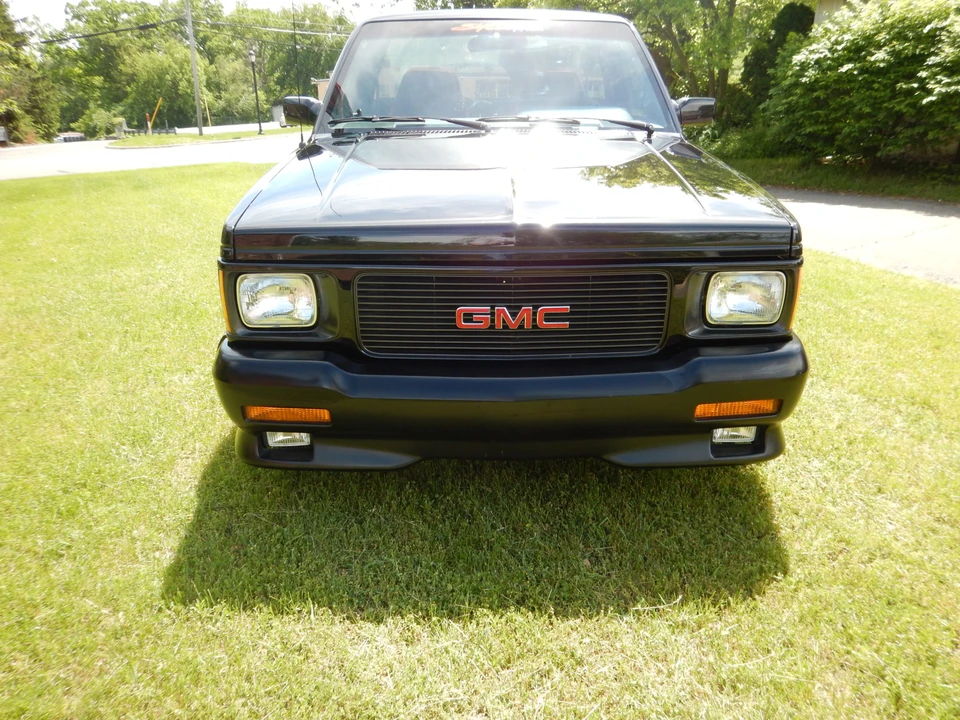 1991 GMC Syclone - Image 20 of 31