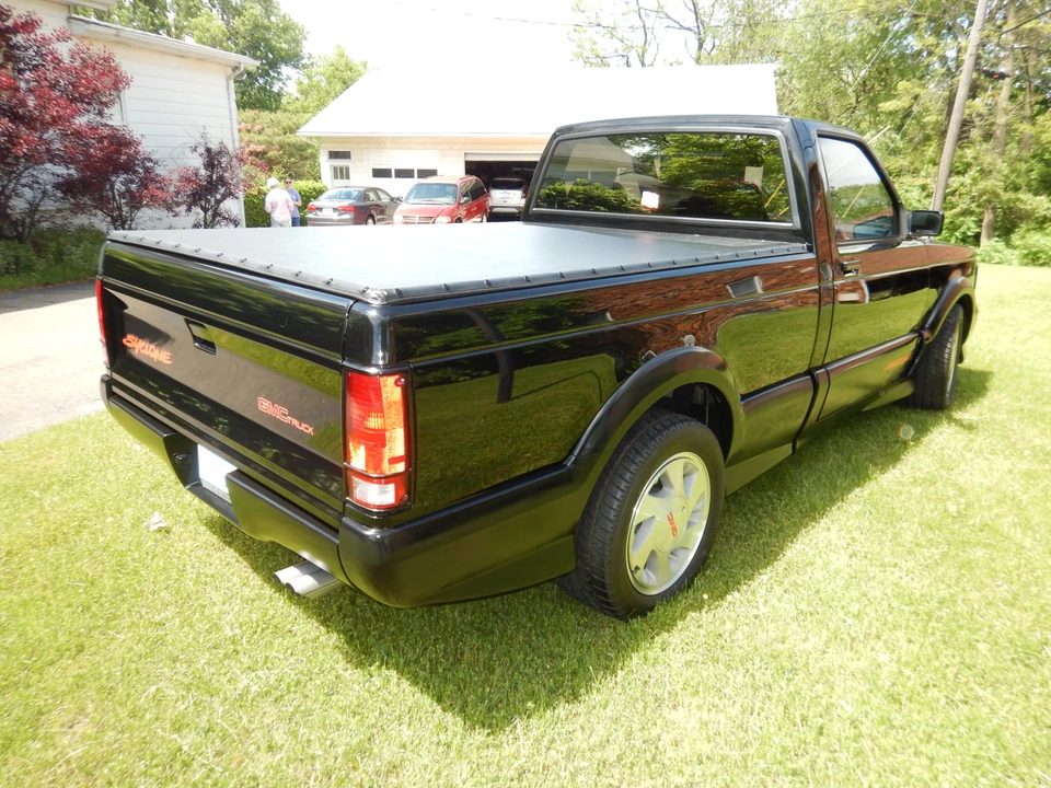 1991 GMC Syclone - Image 13 of 31
