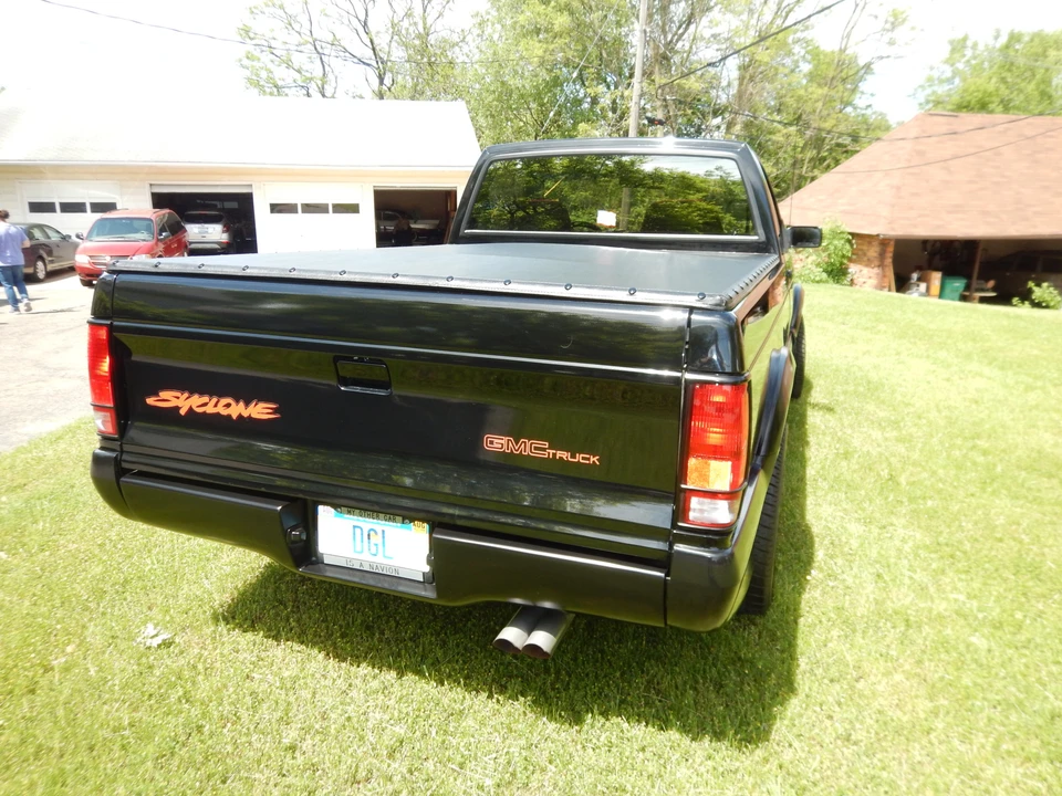 1991 GMC Syclone - Image 12 of 31
