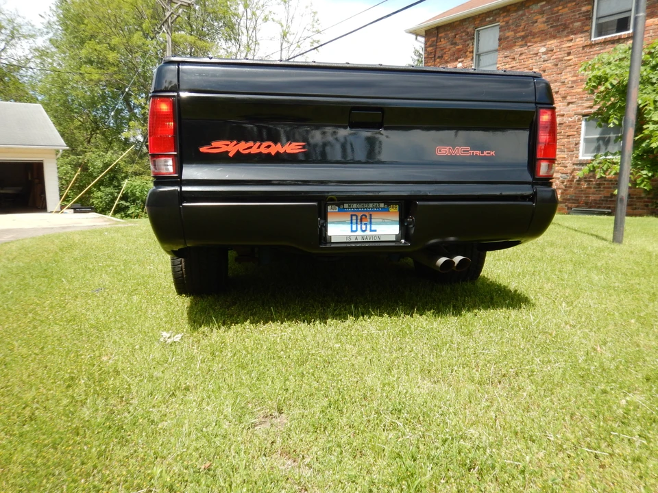 1991 GMC Syclone - Image 11 of 31