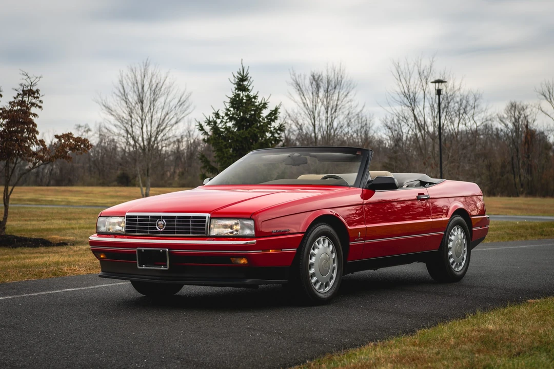 1993 Cadillac Allante - Image 2 of 31