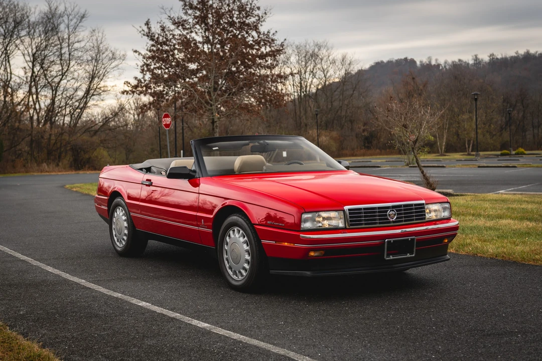 1993 Cadillac Allante - Image 9 of 31