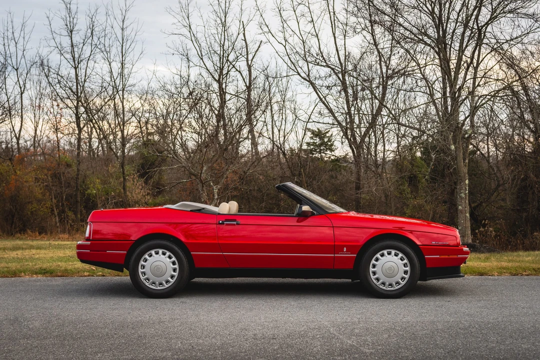 1993 Cadillac Allante - Image 29 of 31