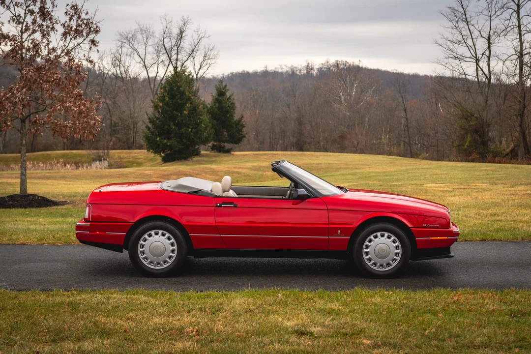 1993 Cadillac Allante - Image 27 of 31