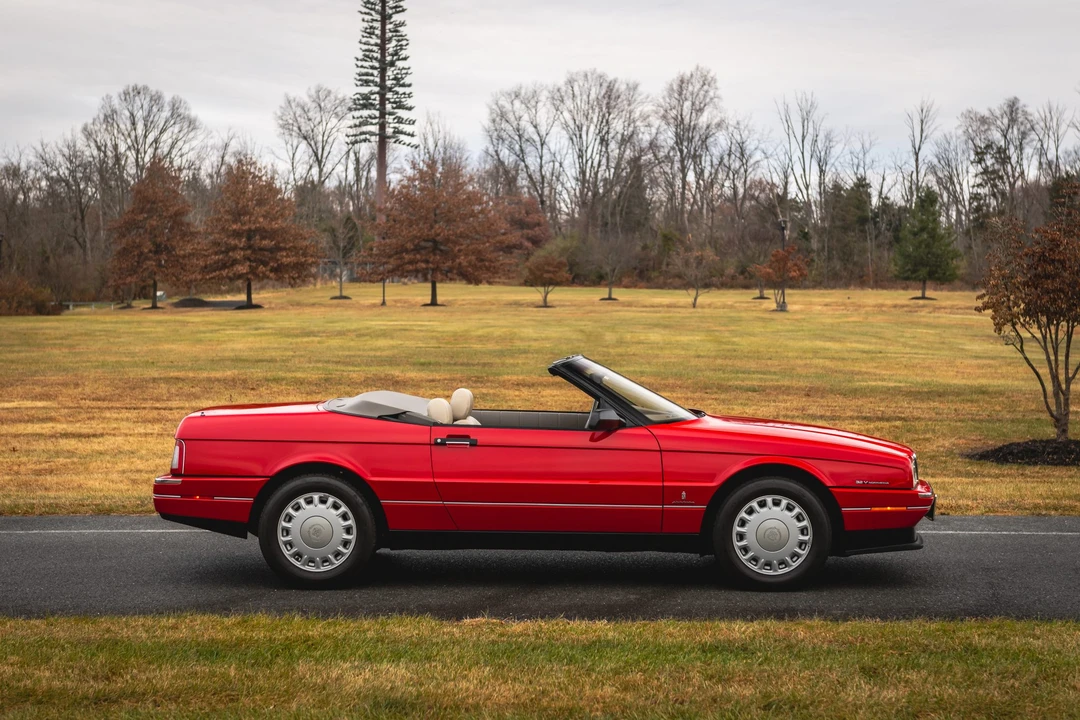 1993 Cadillac Allante - Image 26 of 31
