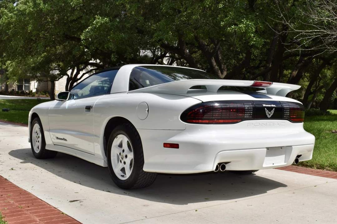 1994 Pontiac Firebird Trans Am 4th Gen - Image 5 of 31