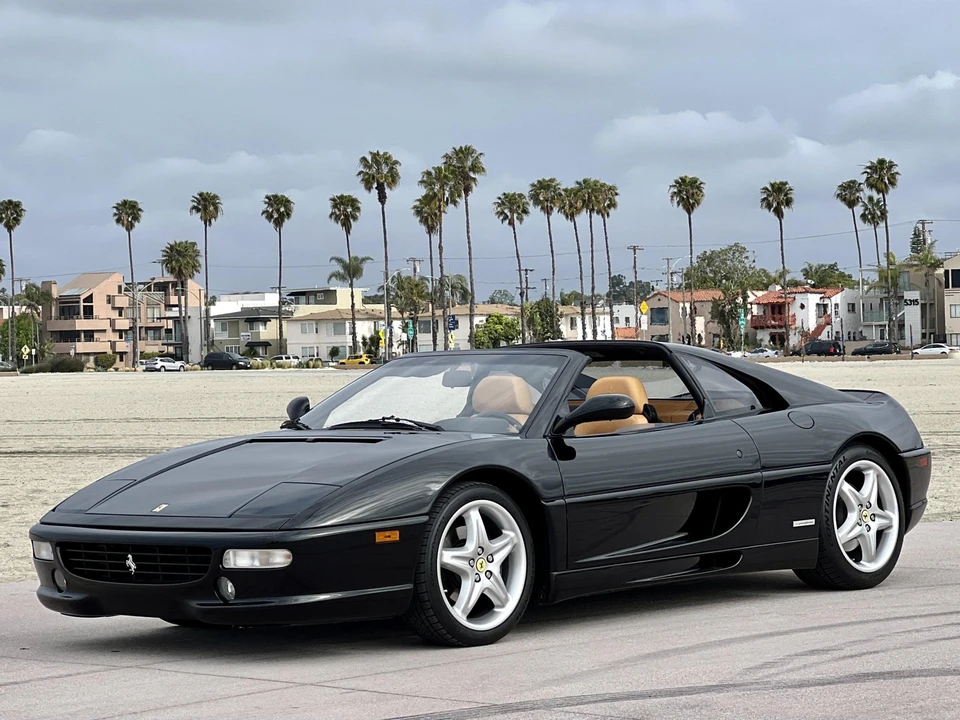 1999 Ferrari F355 GTS - Image 2 of 31