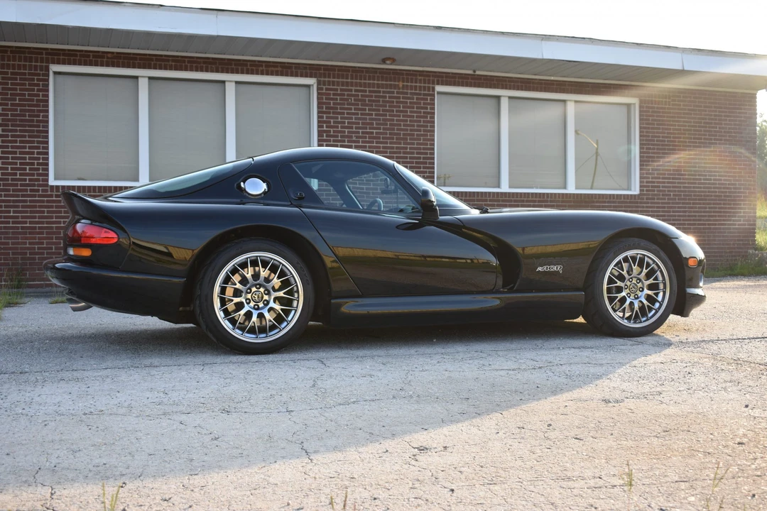 2000 Dodge Viper ACR 2nd Gen - Image 3 of 31