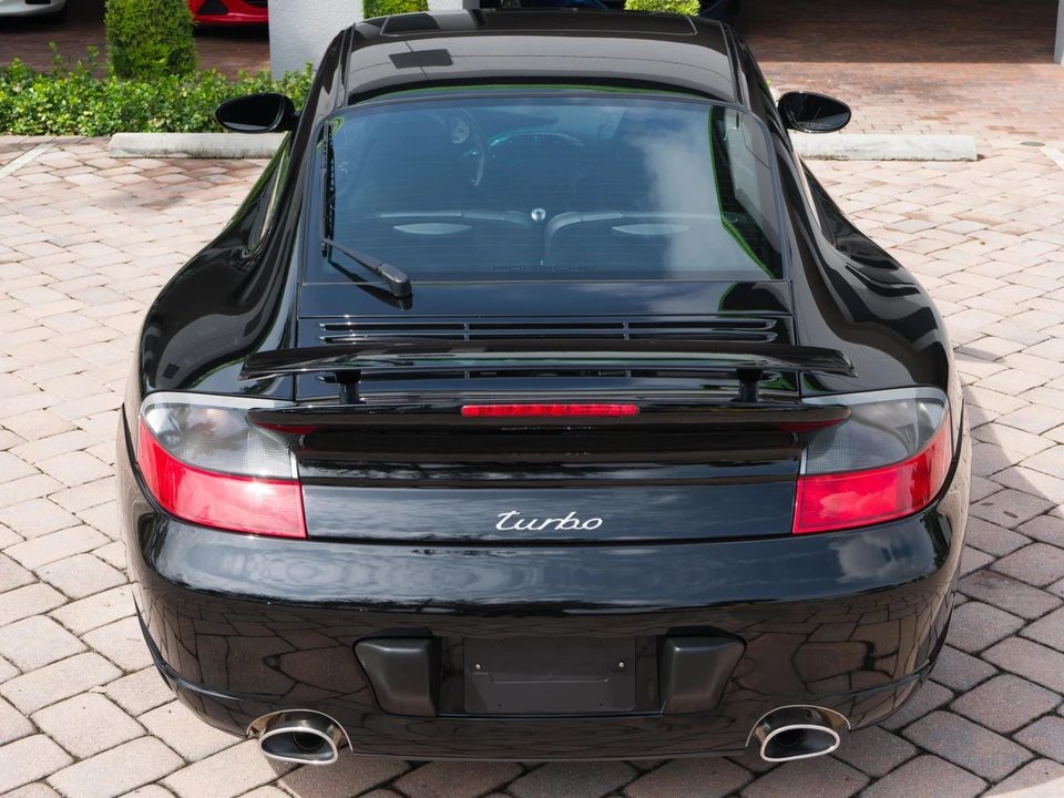 2001 Porsche 996 Turbo - Image 8 of 31