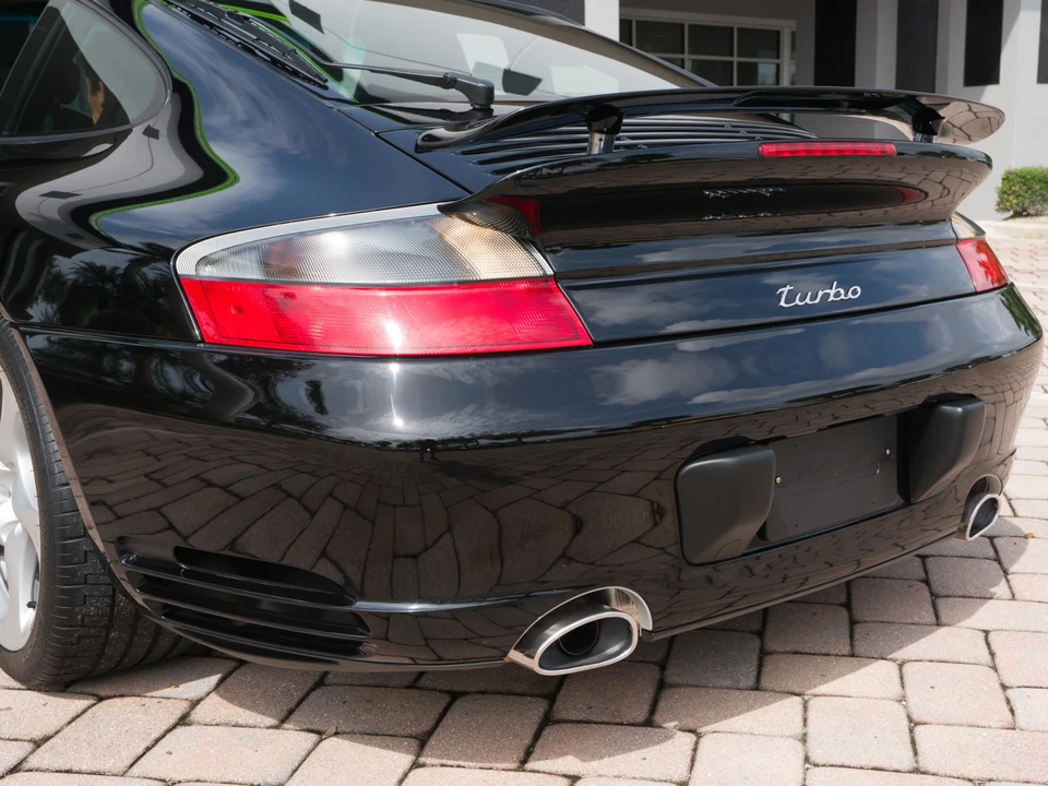 2001 Porsche 996 Turbo - Image 24 of 31