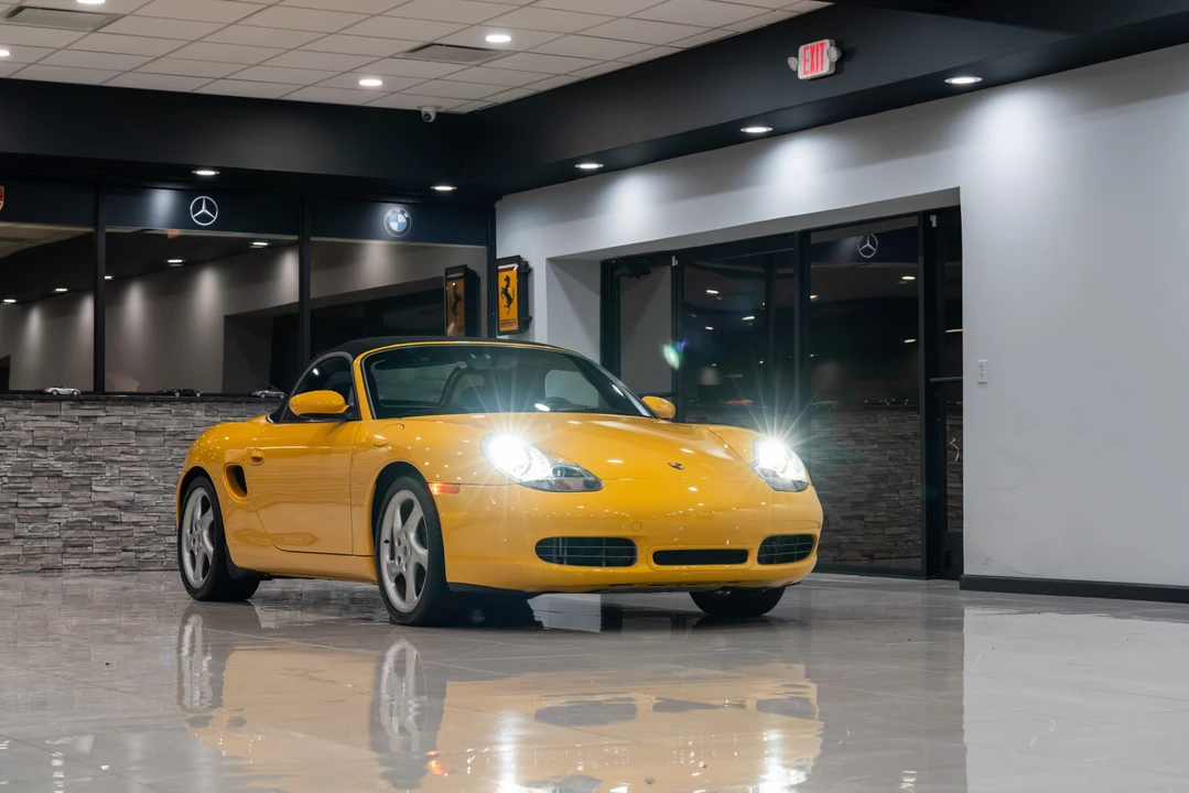 2002 Porsche 986 Boxster S - Image 9 of 31