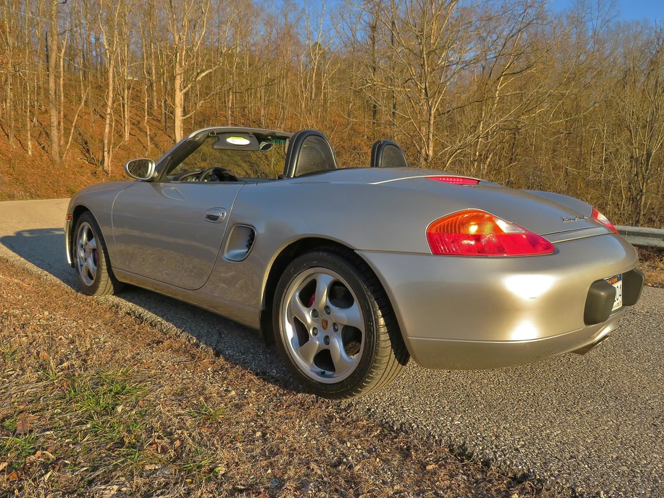 2002 Porsche 986 Boxster S - Image 14 of 31