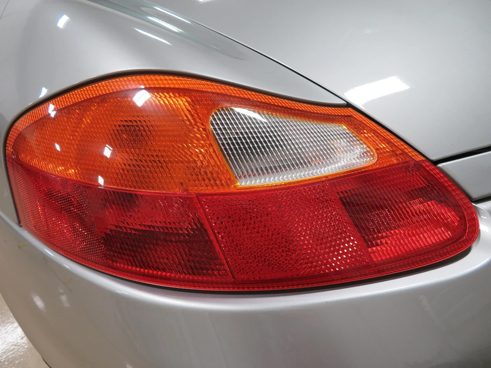 2002 Porsche 986 Boxster S - Image 15 of 31