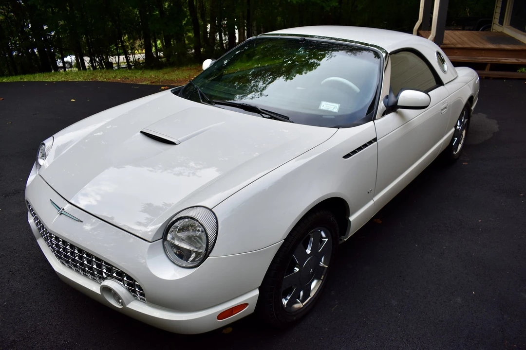 2003 Ford Thunderbird 11th Gen - Image 4 of 31