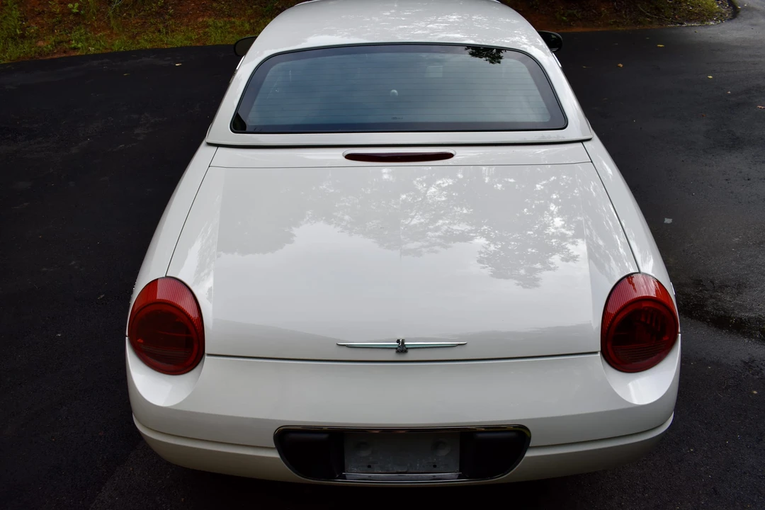 2003 Ford Thunderbird 11th Gen - Image 17 of 31