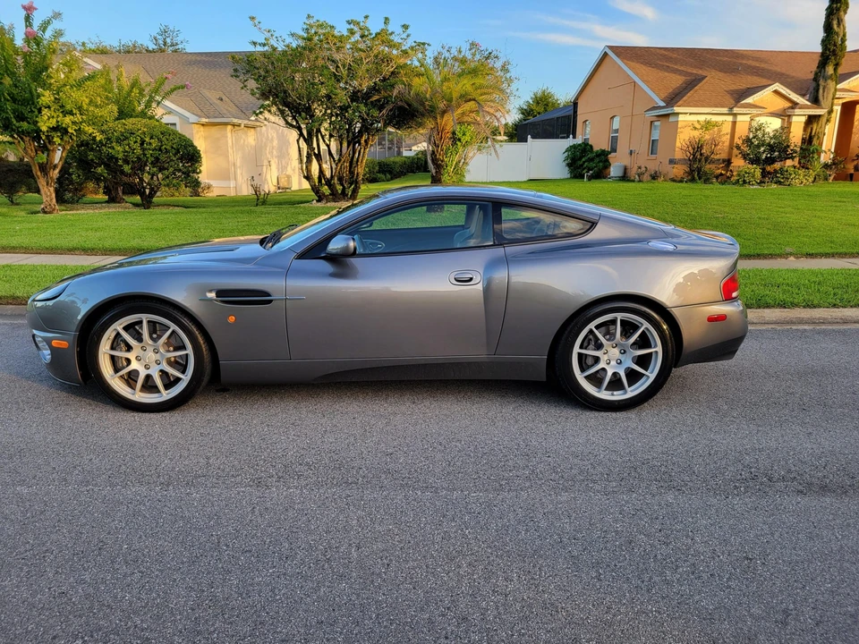 2004 Aston Martin Vanquish 1st Gen - Image 21 of 31