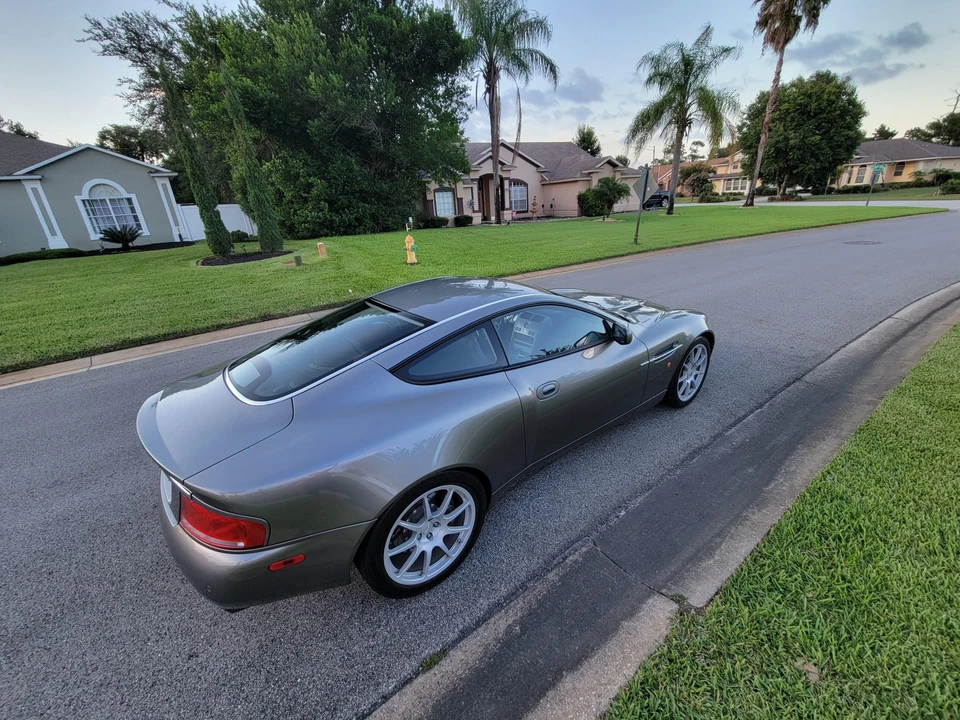2004 Aston Martin Vanquish 1st Gen - Image 30 of 31