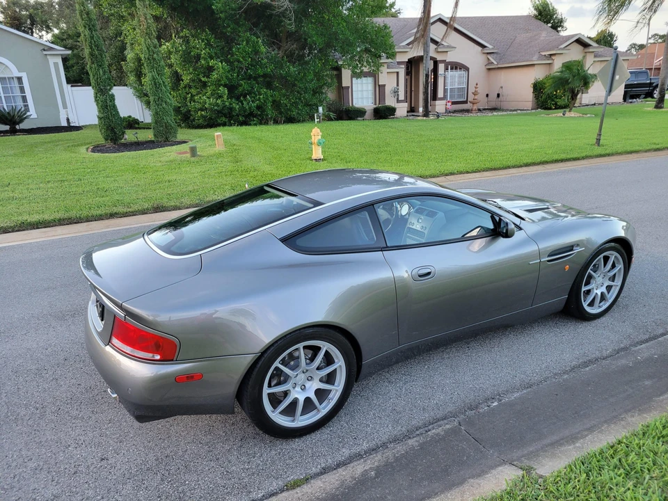 2004 Aston Martin Vanquish 1st Gen - Image 31 of 31
