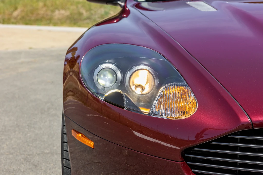 2005 Aston Martin DB9 - Image 21 of 31