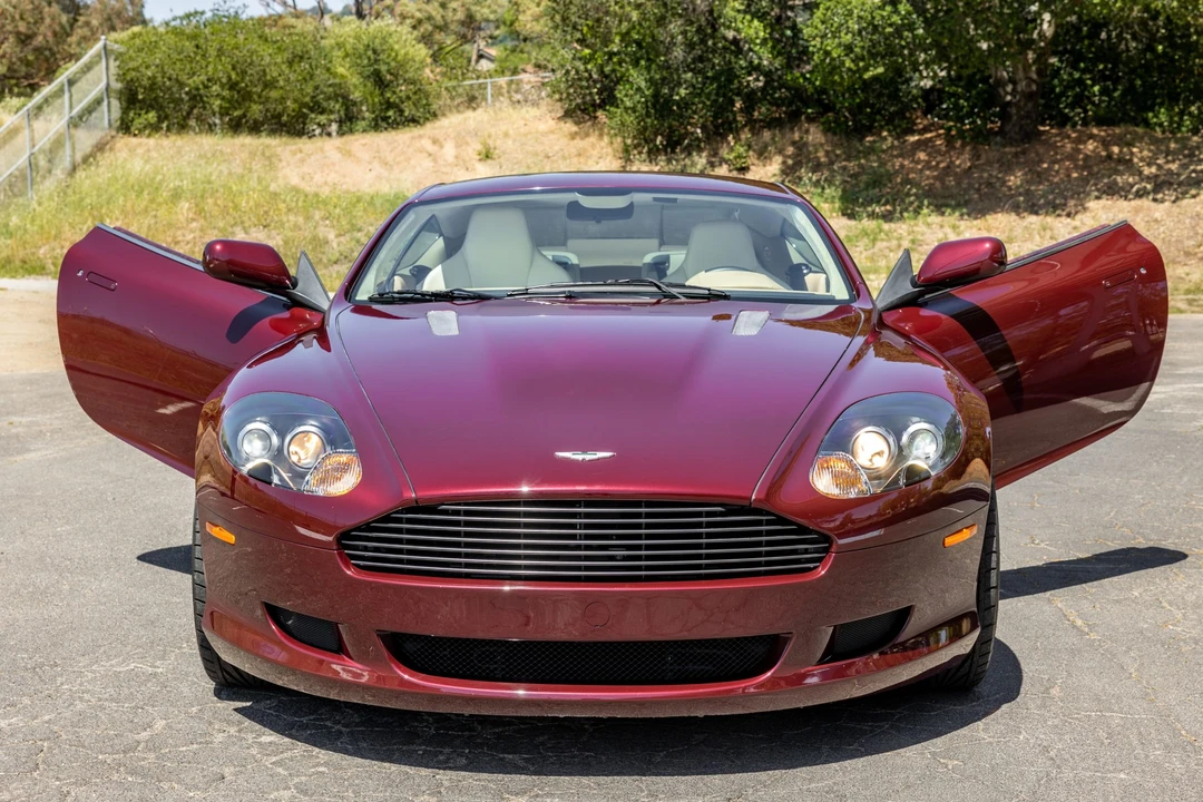2005 Aston Martin DB9 - Image 18 of 31