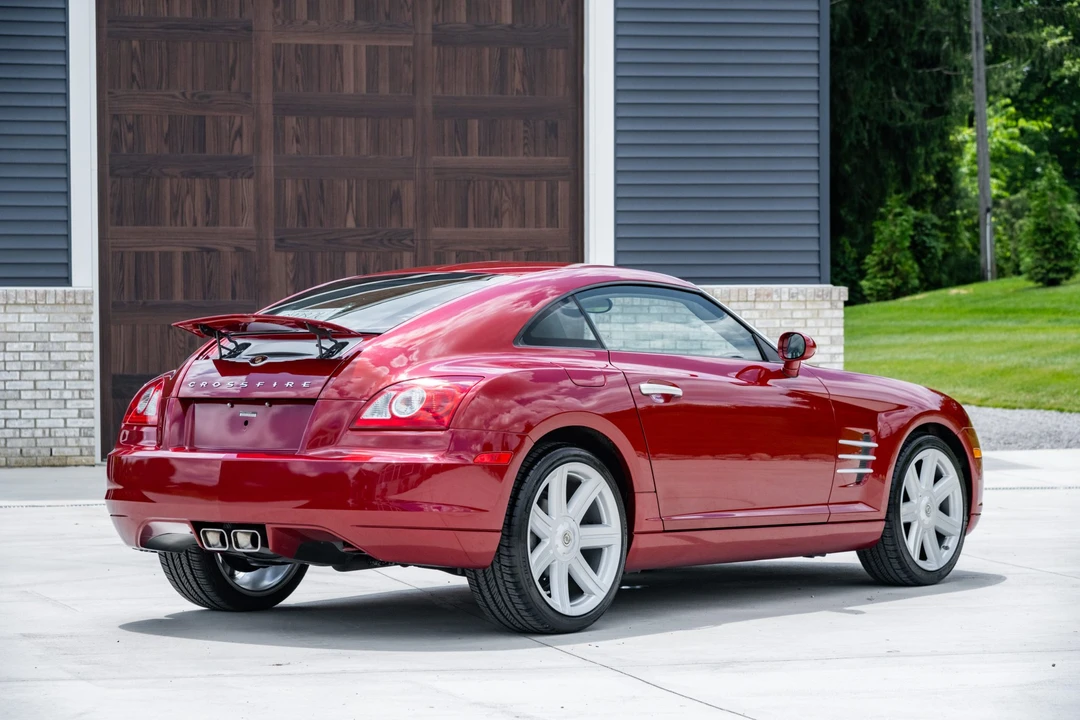 2005 Chrysler Crossfire - Image 8 of 31