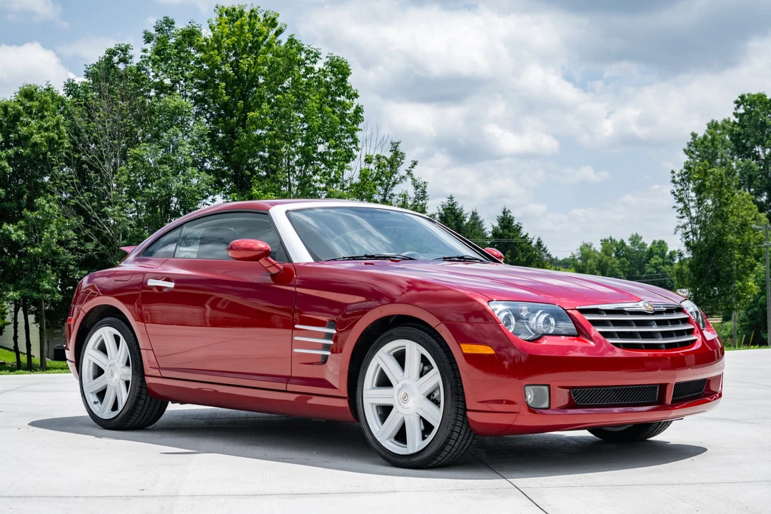 2005 Chrysler Crossfire - Image 2 of 31