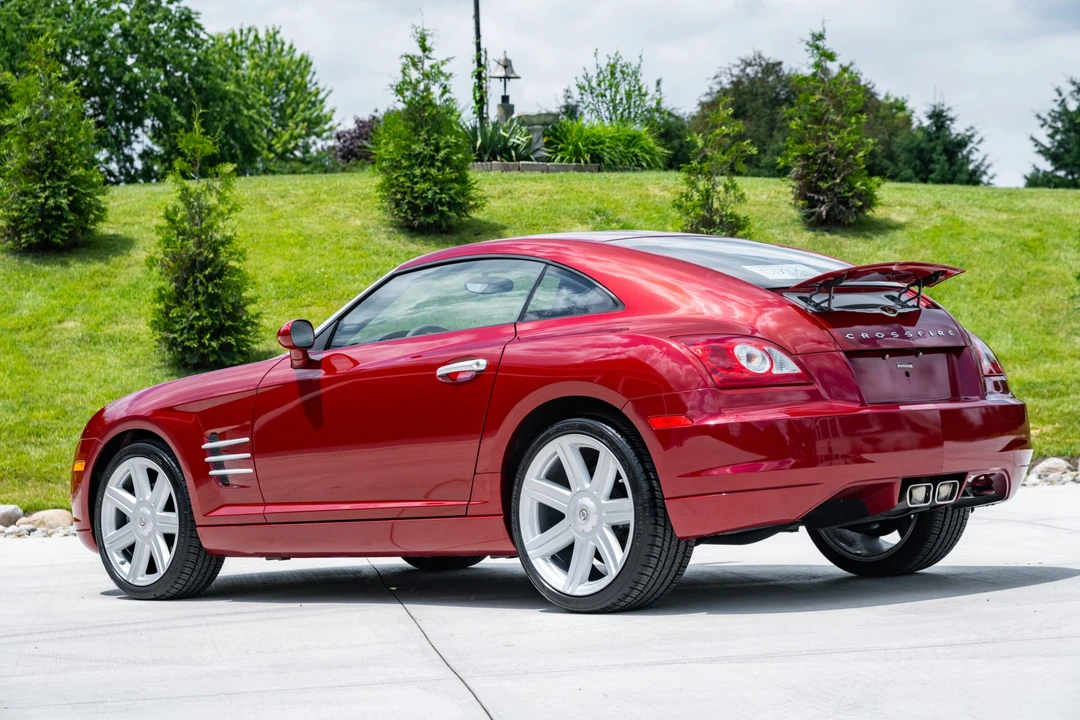 2005 Chrysler Crossfire - Image 6 of 31