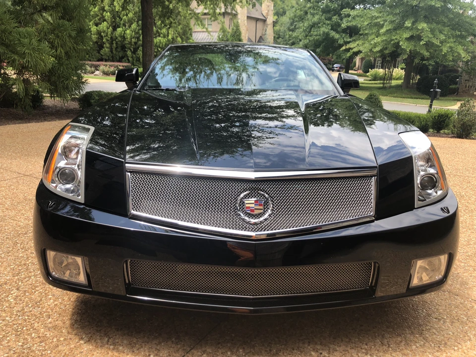 2007 Cadillac XLR-V - Image 4 of 31